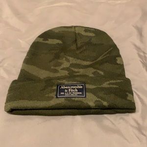 Abercrombie & Fitch Camo Beanie! Worn once!! Sorry I cut the tag on the inside!!